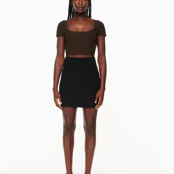 Aritzia Babaton Sundried Red Sculpt Knit Mini Skirt -Size XXS - Picture 5 of 9